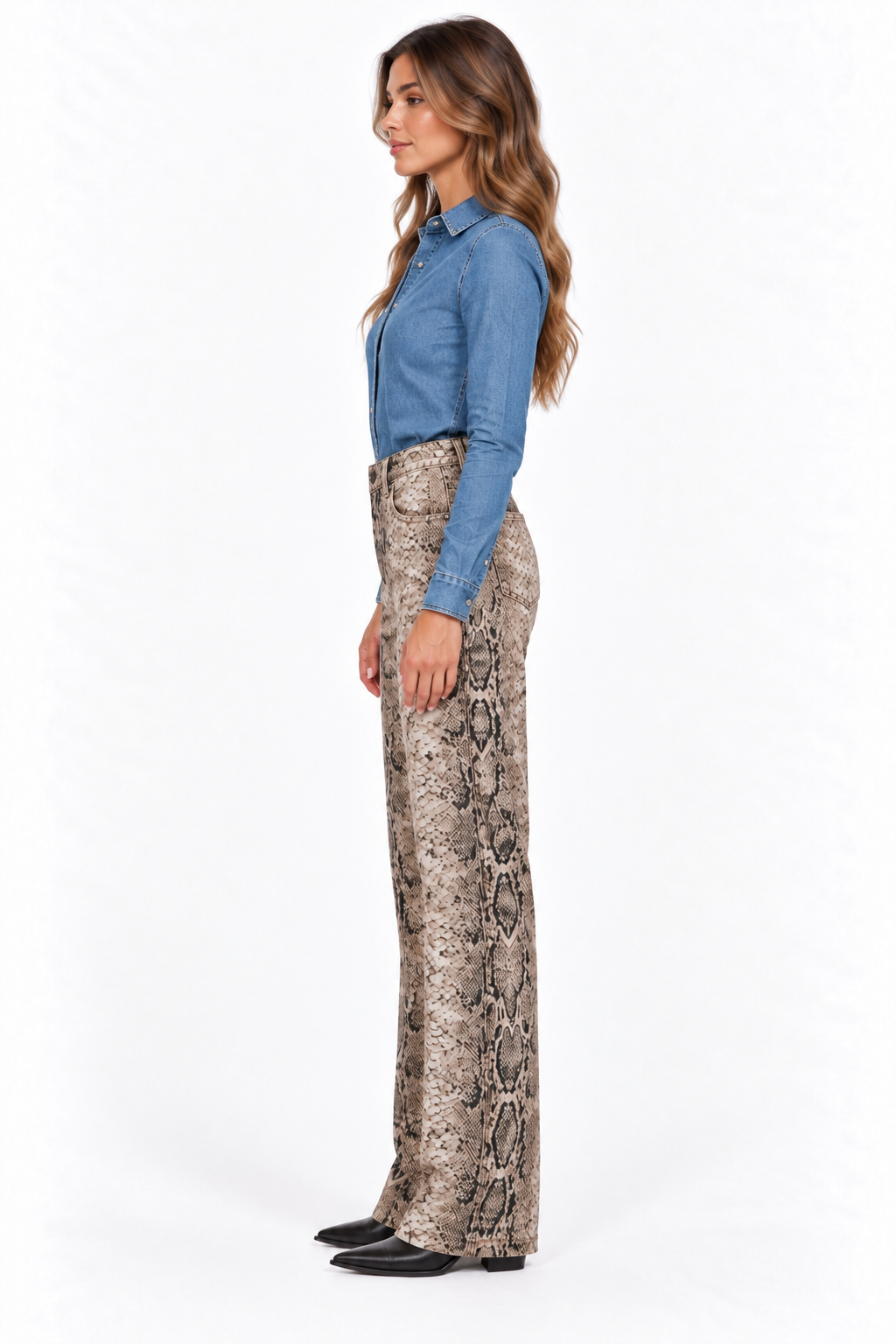 Bailey Rose Snakeskin Print Straight-Leg Pants – Taupe